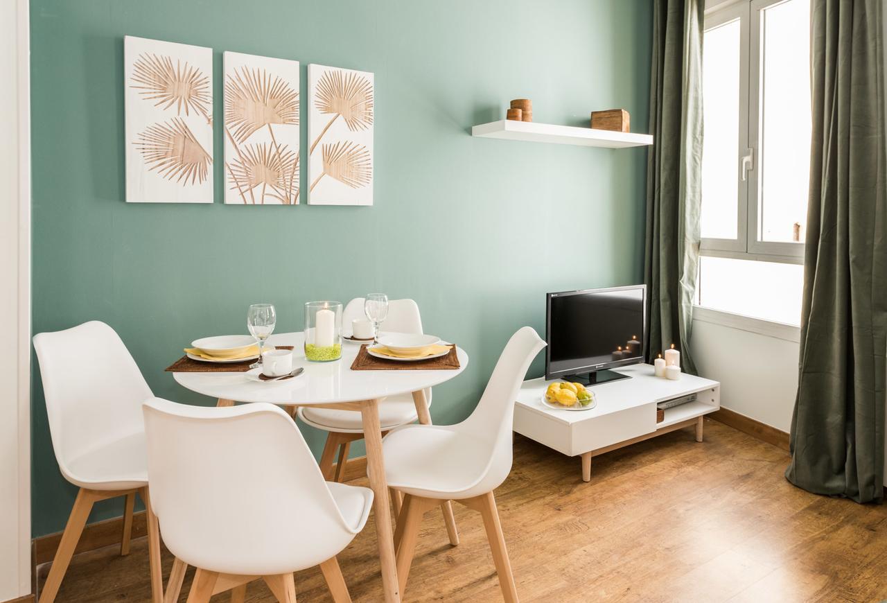 Gran Via I Santa Ana Apartment Madrid Exterior photo