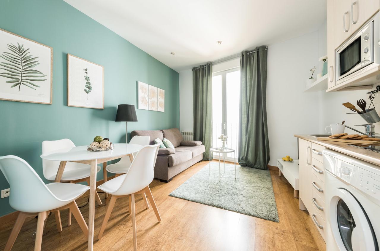 Gran Via I Santa Ana Apartment Madrid Exterior photo